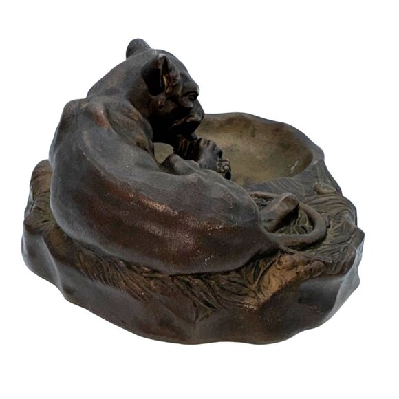 Vintage Art Deco Gold Metal Spelter Ravenous Feeding Lion or Panther Ashtray - Picture 4 of 8